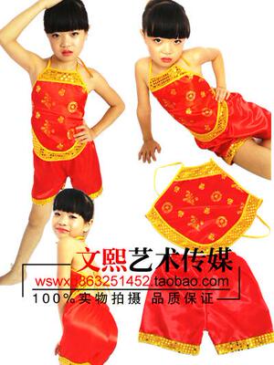 幼儿园民族服装