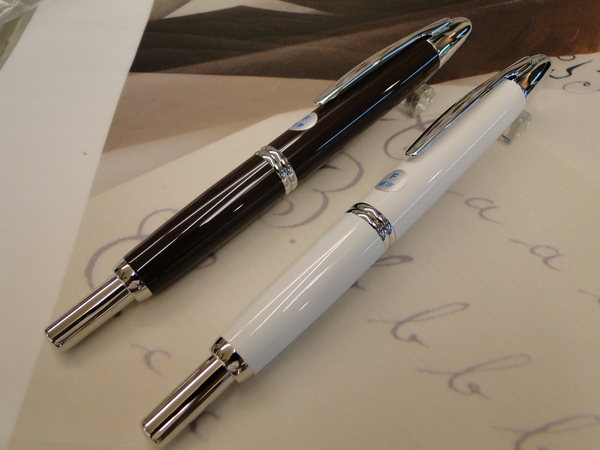 淘宝网日本 Pilot 百乐 Capless 18k 2011年限量