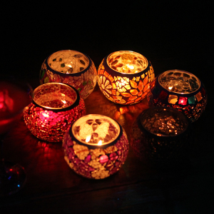 创意马赛克雕花烛台