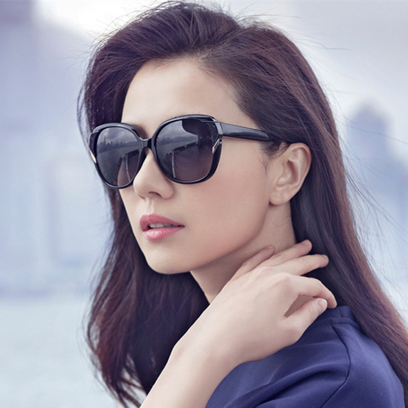 正品[圆脸适合的眼镜框]圆脸适合什么眼镜框评