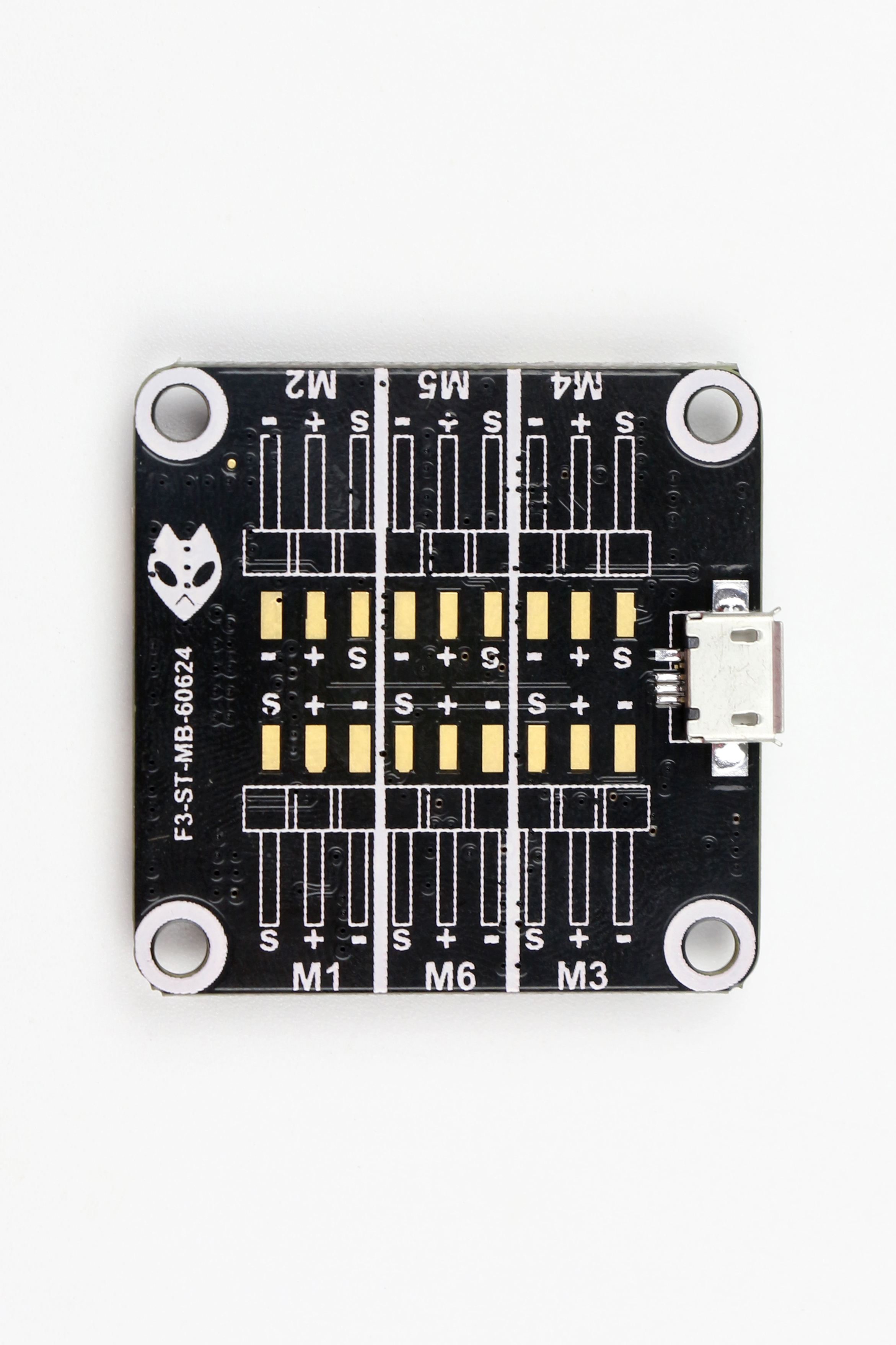 fpv 穿越机 飞控 f3 plus 全新优化设计