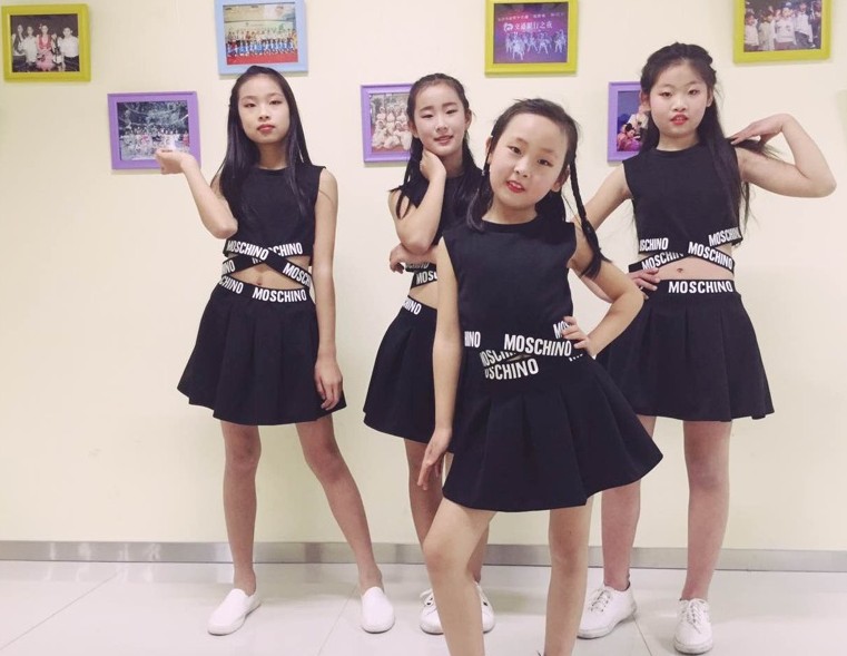 韩版儿童爵士舞演出服装现代舞蹈女童街舞HIP