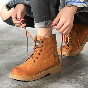 马丁靴内增高短靴