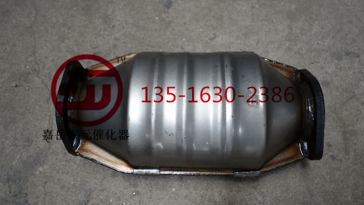 日产风神蓝鸟风度a33 a32尼桑阳光2.0帕拉丁三元催化器欧三包验车