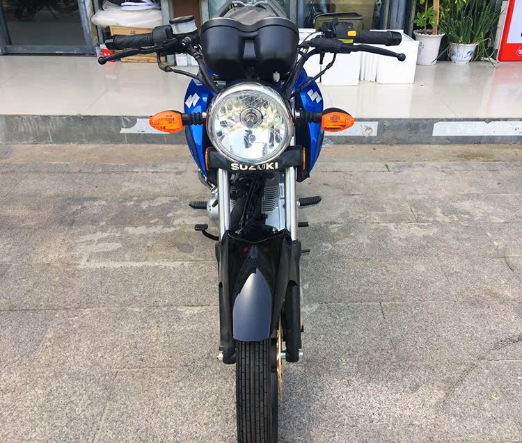 轻骑铃木/suzuki摩托车gsx125外星人150街车跨骑可上牌铃木摩托车