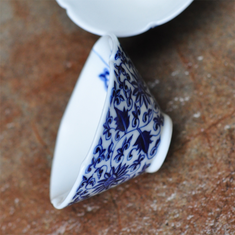 长物居 手绘青花瓷器杯子缠枝莲纹 景德镇手工陶瓷茶具功夫茶杯