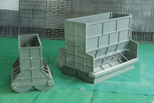 猪教槽料_猪用料槽怎么自己做_猪自动料槽模具