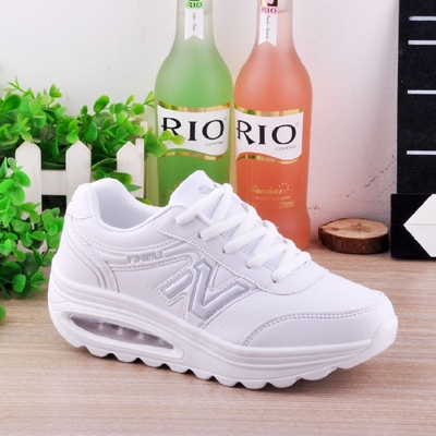 瘦身内增高运动鞋