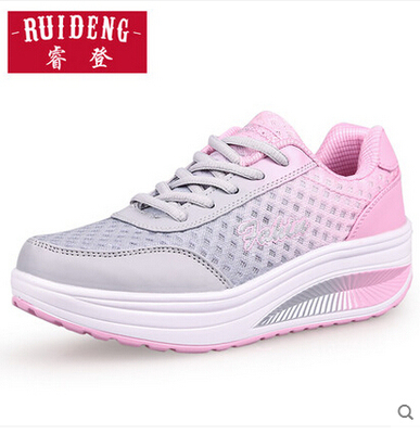 瘦身内增高运动鞋