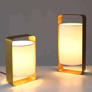 简约创意床头灯