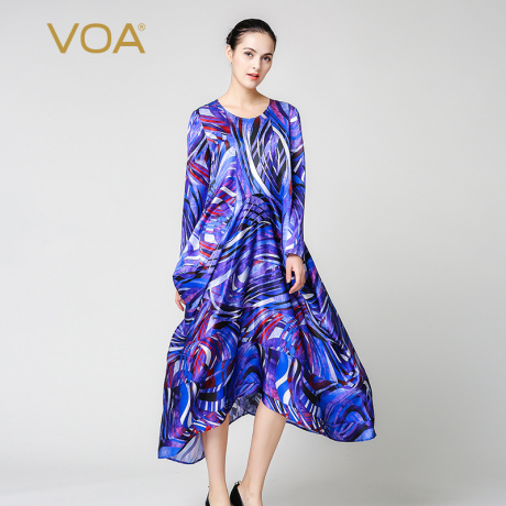 VOA 紫色红条纹圆领长袖倒V型分割线19姆米真丝长连衣裙A2258商品大图