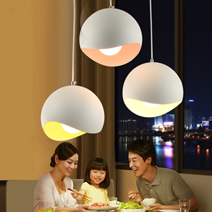 简约现代led餐厅吊灯创意单头吧台咖啡厅灯具3头饭厅灯复式楼梯灯
