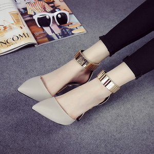 一字带尖头金属跟性感浅口单鞋