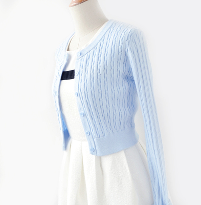 短款<em>针织衫开衫</em>毛衣外套