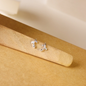 简约清新树叶子s925纯银耳钉