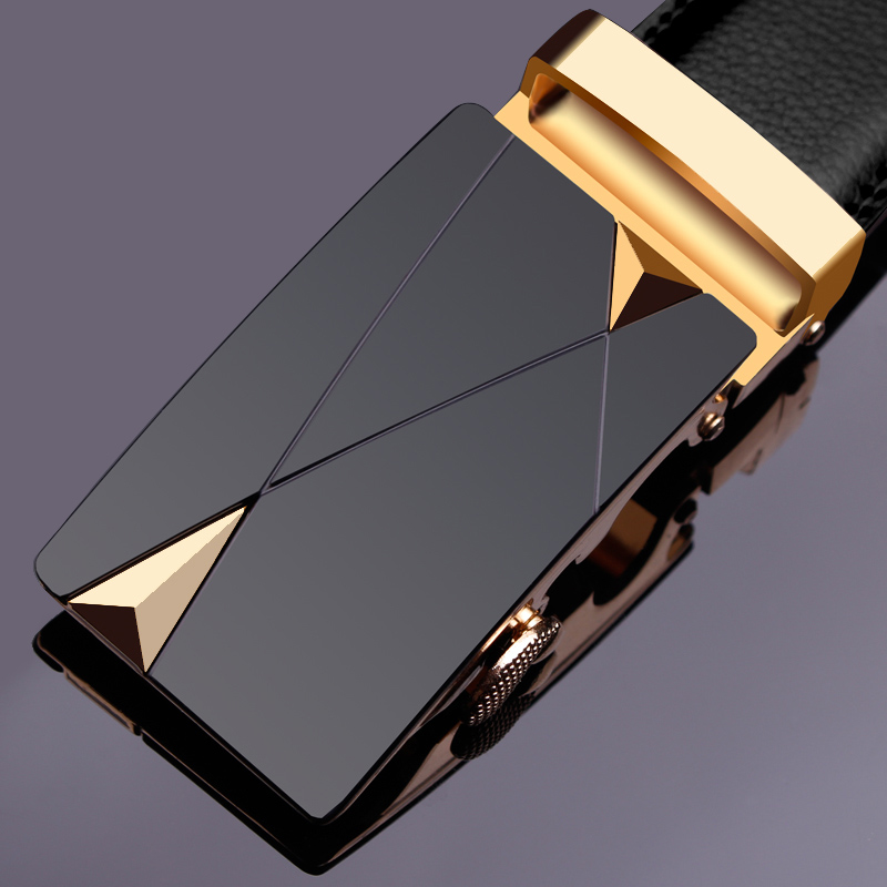 汽车违章扣分是自动扣还是要等我们自己去扣阿