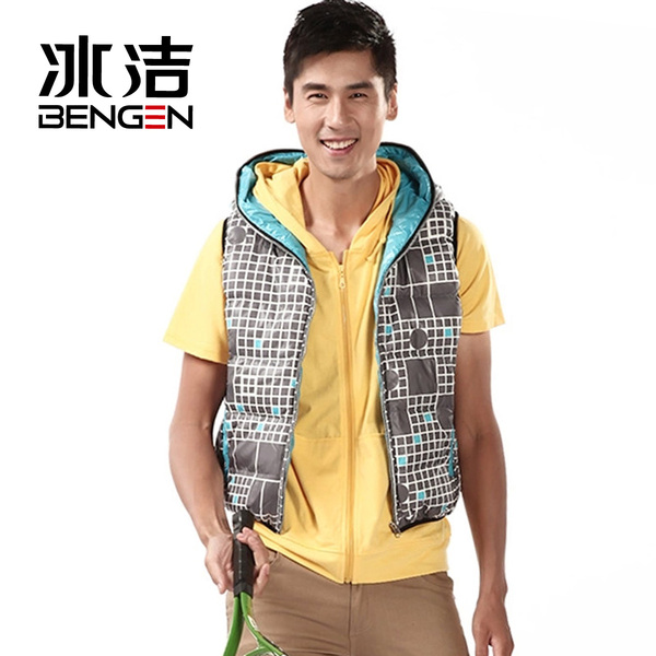 正品运动<em>马甲</em> <em>波司登</em> 运动时尚 <em>羽绒服男马甲</em>背