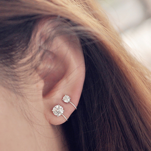 S925银闪耀锆石耳夹耳钉
