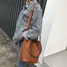 单肩水桶包大包包PU斜挎包子母包韩国学生休闲女包大容量背包 韩版