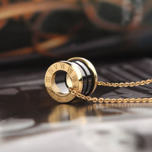 镀玫瑰金装饰挂件项链