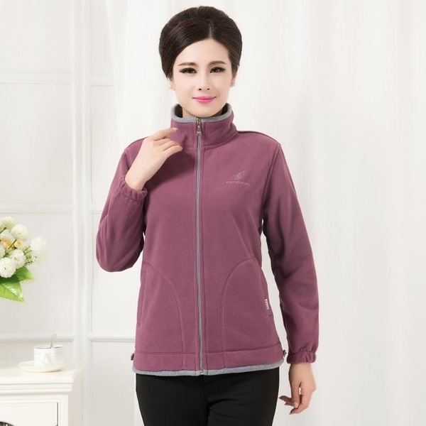 热销<em>女卫衣</em> <em>中老年</em>女装 抓绒卫衣女摇粒绒<em>开衫</em>