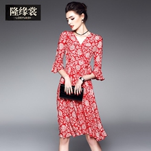 隆缘裳2017春装新款女复古名媛V领荷叶袖修身真丝印花连衣裙1983图片