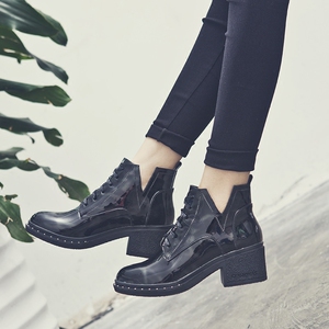 高跟系带短筒女靴