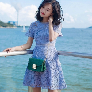 蕾丝短袖连衣裙女