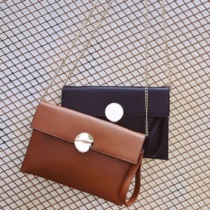 圆扣链条信封包