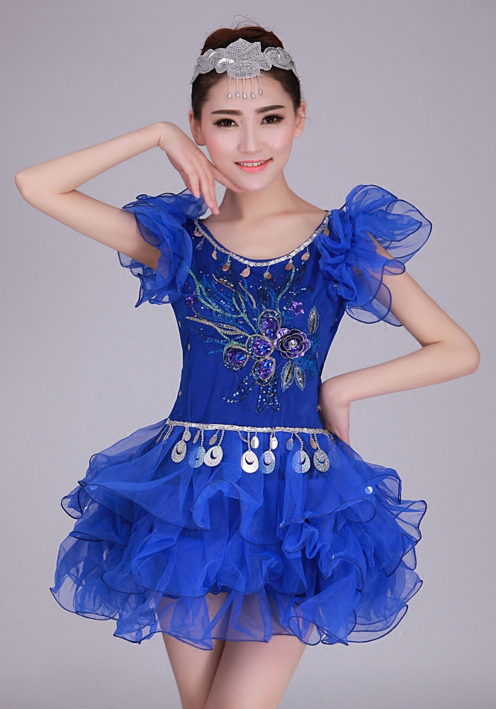 新款现代舞蹈服装演出服女广场舞服装舞台时尚表演服l蓬蓬连衣裙