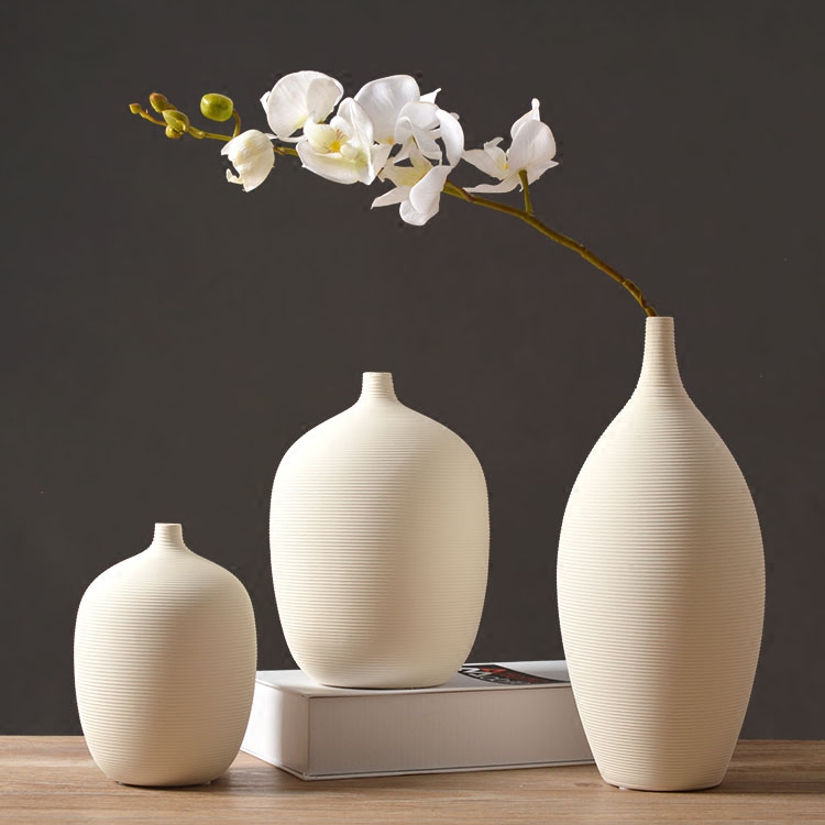 白色陶瓷花瓶 现代简约客厅餐桌插花花器 日式禅意花瓶家居摆件