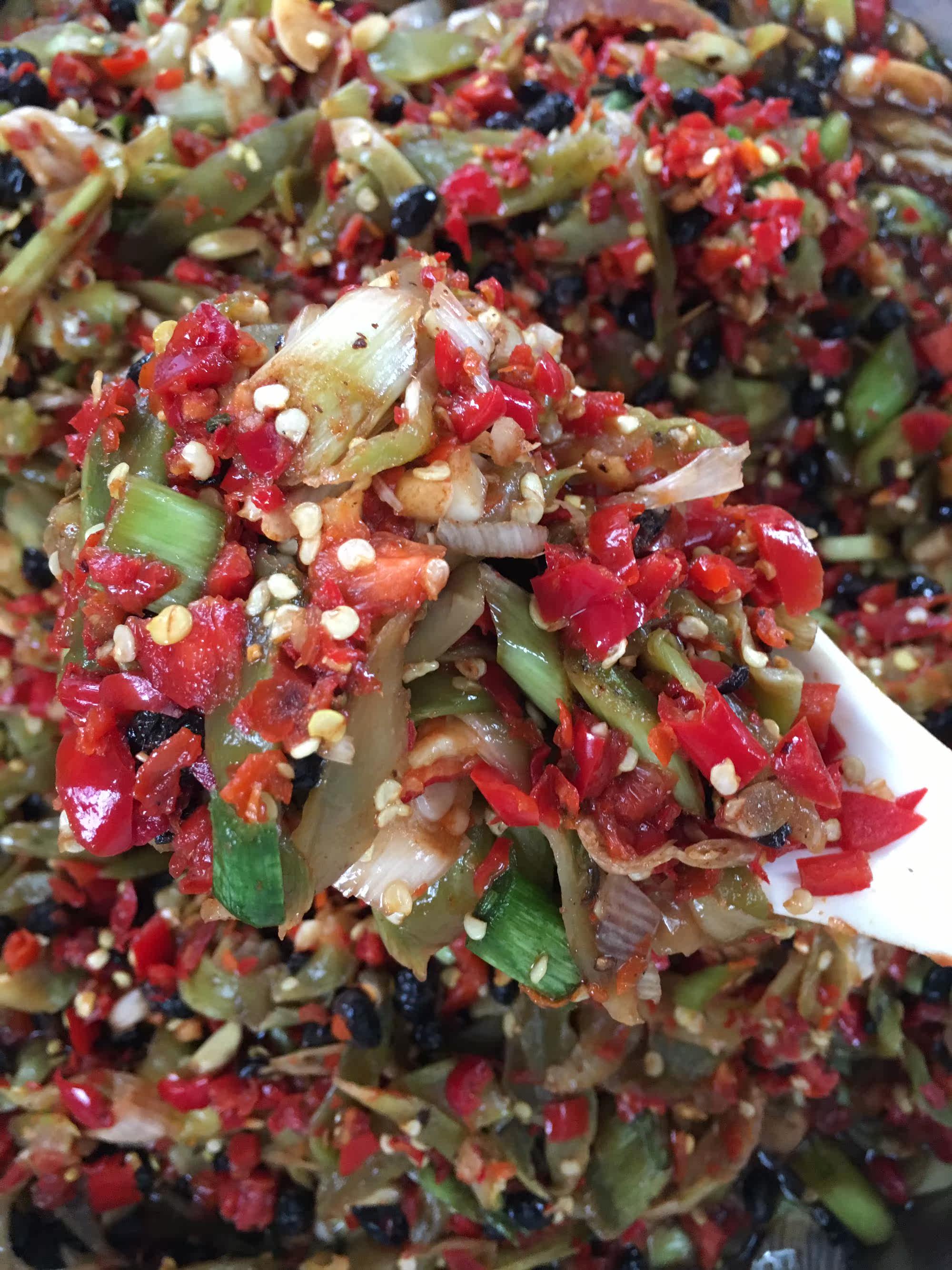 包邮江西特产正宗农家腌制新鲜大蒜叶柚子皮咸菜萝卜干可混搭1斤