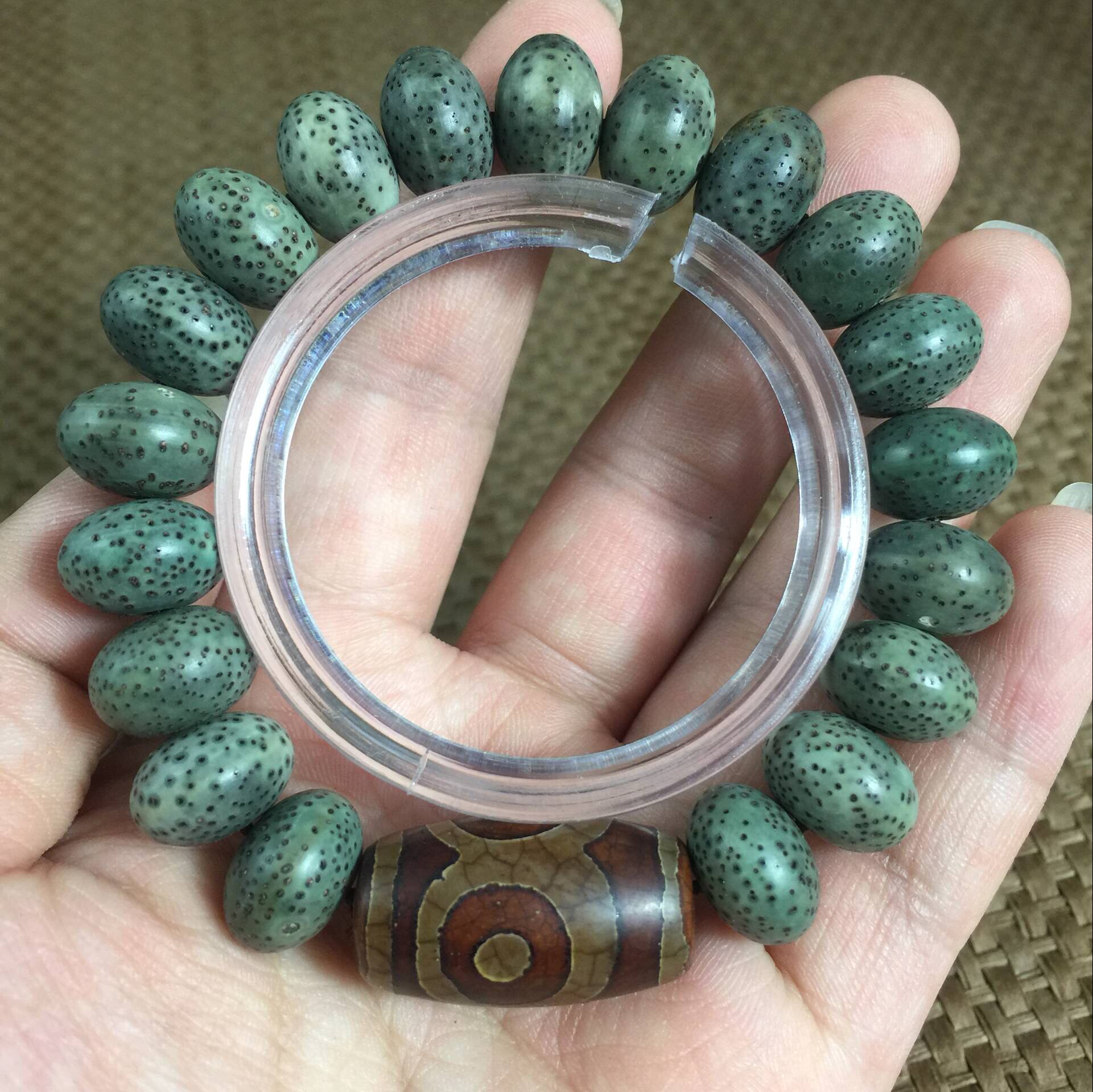 全阴皮海南毛感料原生态星月菩提子全绿满绿高密干磨正月手串佛珠