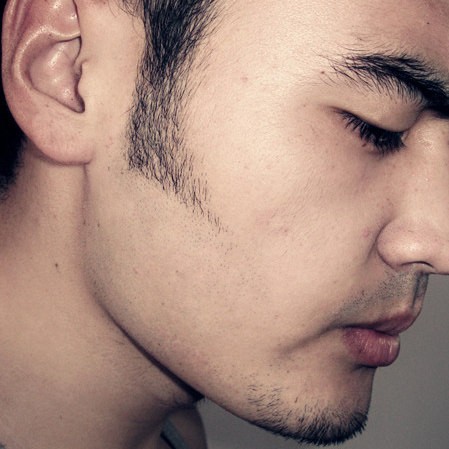 胡须生长液浓密男士增长胡子生鬓角胸毛眉毛阴毛发增长液增毛膏