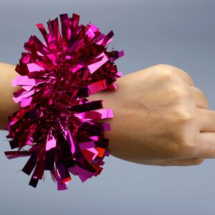 跳舞道具广场舞用品六一儿童舞蹈表演出手花亮片手腕花舞蹈演出