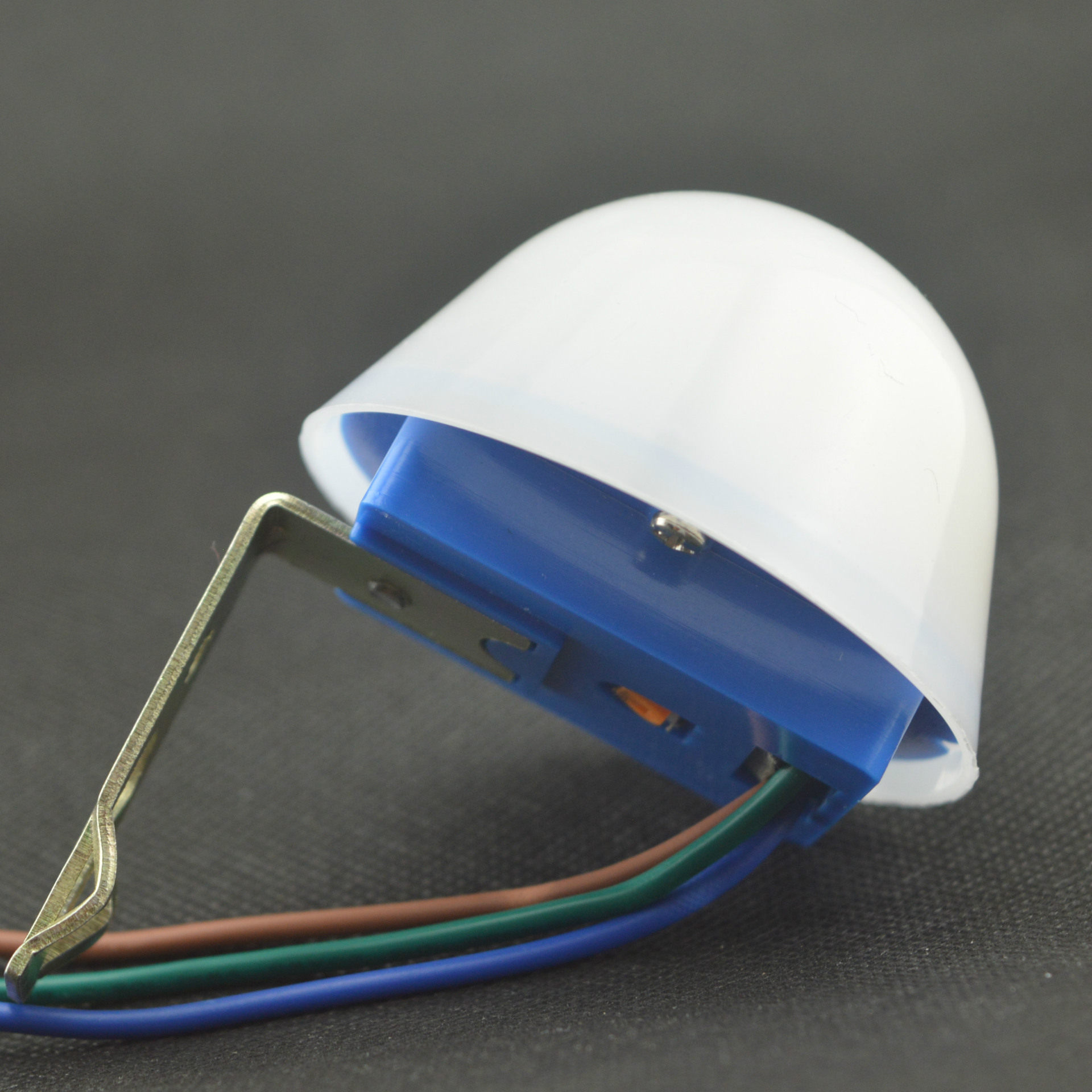 户外防雨过ce认证光敏度可调ip54路灯投光灯led灯220v光感应开关