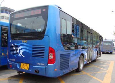 中通客车公交车6105,6121等车型后尾灯_双氙车灯改装网