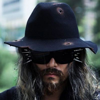 倾慕2015新款韩国代购btr 炫酷弹孔烧毁礼帽流浪乞丐夜店宴会帽子