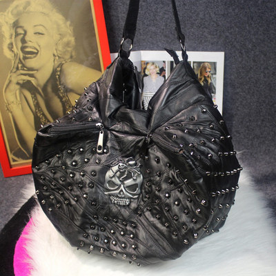 抢] 欧洲站 摇滚风真皮女包羊皮单肩包斜挎包 个性铆钉大包朋克蜘蛛包
