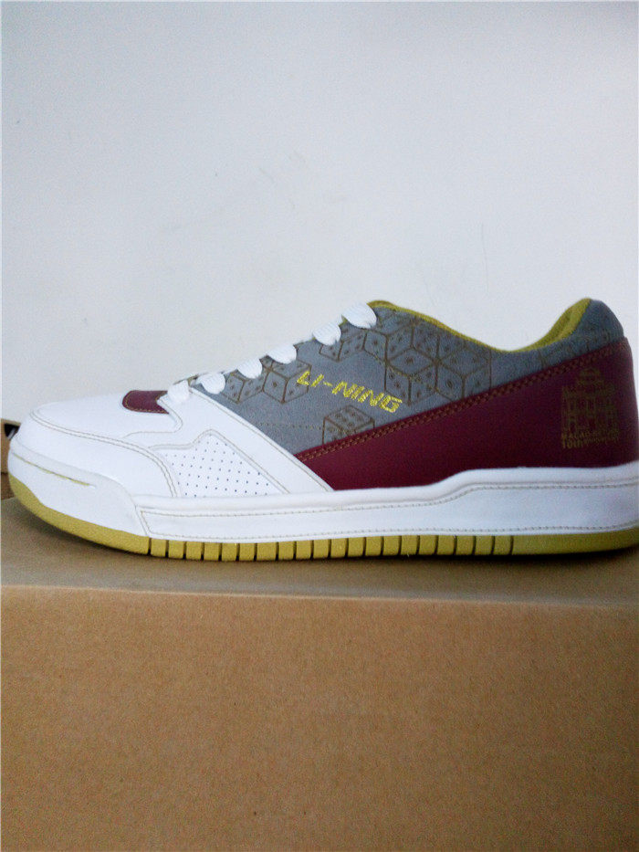 李宁男子休闲鞋跑步鞋alce241-2