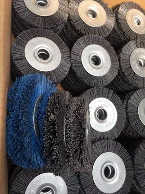 进口杜邦丝抛光轮毛刷盘磨料丝轮圆盘刷磨料丝刷工业齿轮刷