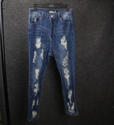 女式掉档牛仔裤