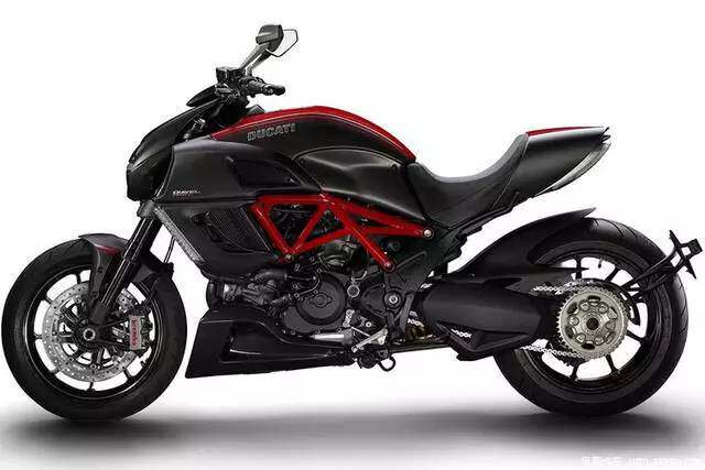 十年三月三十日古力娜扎袁莱同款耳环网红2020新款潮 显瘦耳环