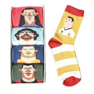 5双礼盒足球袜子可爱卡通动漫情侣中筒袜子 男女纯棉条纹袜子球袜