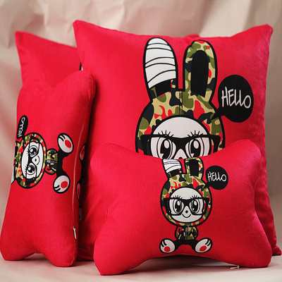 汽车头枕短绒卡通迷彩兔女生车载颈枕抱枕车饰用品车头靠枕方枕潮