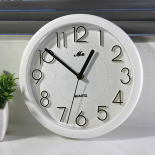 时尚简约挂钟卧室客厅静音时钟圆形白色挂表现代立体创意石英钟表