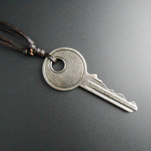 吊坠 男女牛皮绳项链毛衣链批发 欧美朋克真皮项链做旧个性钥匙大吊坠