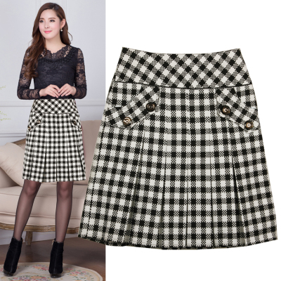 黑白格百褶裙