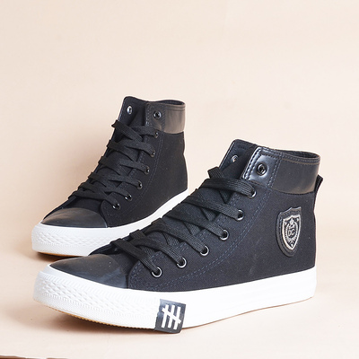 英伦风高帮内增高帆布鞋