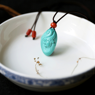 原矿绿松石雕刻件仿古瑞兽吊坠赵文金大师苏工精雕6.2g